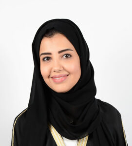 القيادات النسائية واثقة من النمو باستخدام استراتيجيات الذكاء الاصطناعي والاستدامة